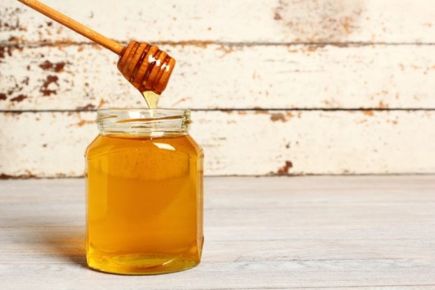enzimas de los alimentos - miel natural rica en enzimas