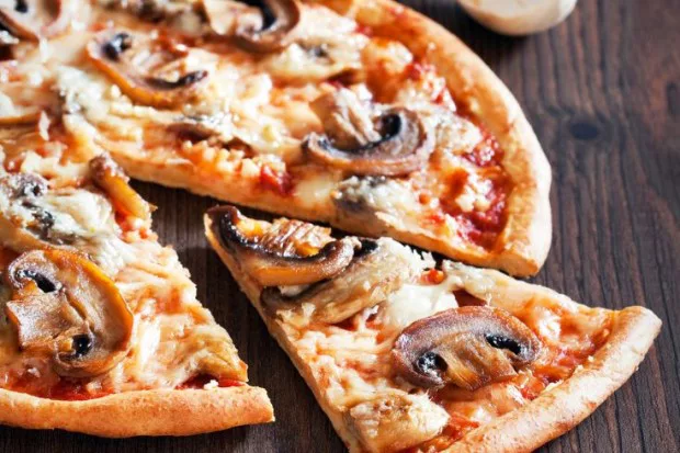 Pizza integral de champiñones
